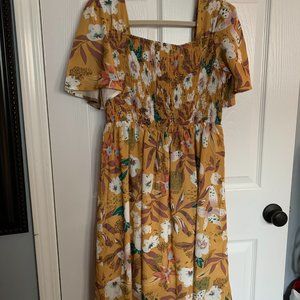 Golden Short Sleeves Square Neckline Rayon Floral Midi Dress